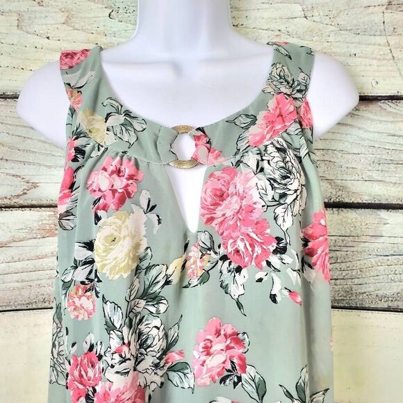 AGB Woman Plus 3X Floral Asymmetrical Hanky Hem Tunic Top - Picture 2 of 8